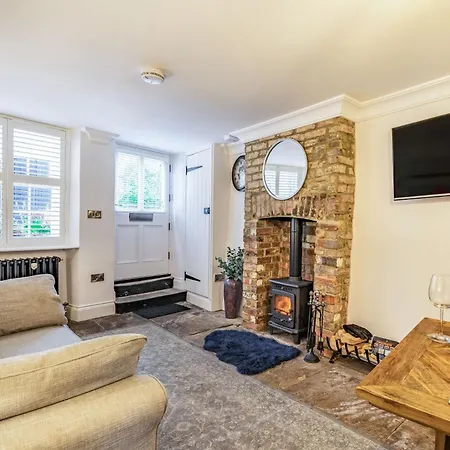 1 Bed In Oc-88054 Casa vacanze